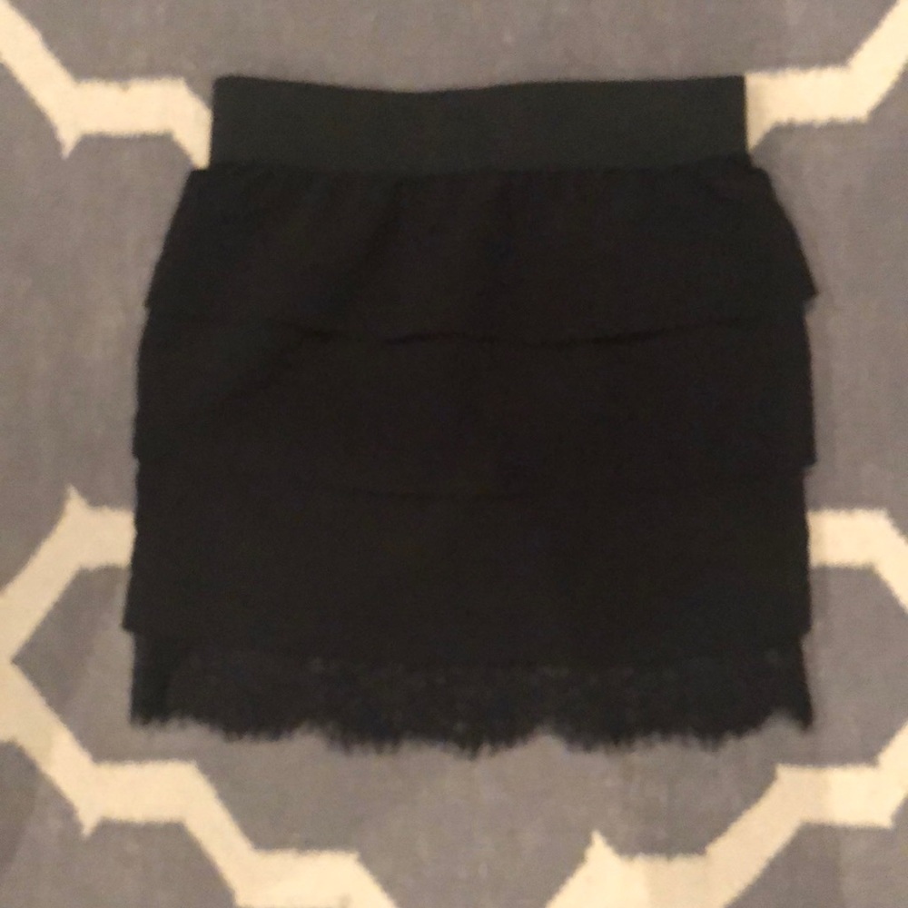 Black tiered skirt